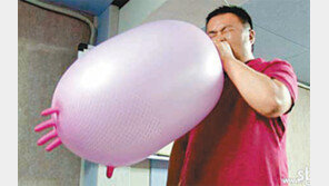 [TV 하이라이트]풍선 불기 최강자를 가리자