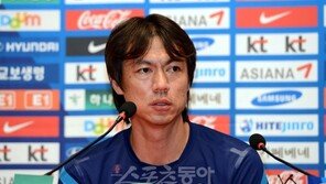 [윤태석 기자의 런던 리포트] 홍명보 “나도 한때는 벤치 멤버…음지의 서러움 잘 안다”