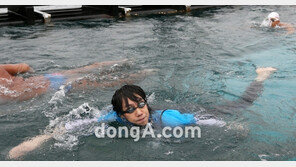 [SD포토] 김장훈, 완벽한 수영자세 ‘어푸어푸’