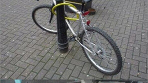 ‘멍청한 자전거 주인’ 시리즈 인기 폭발 “너무 황당해!”