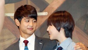 [포토] 최민호-설리, 예사롭지 않은 눈빛 ‘수상해~’