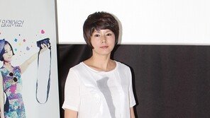 [포토] 양은용, 화려한 화장에…리얼 편한 옷차림