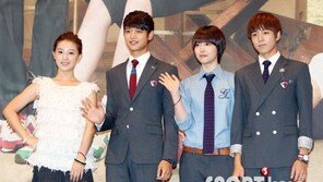 [포토] ‘아름다운 그대에게’ 출연진, 만화책 찢고 나온 비주얼