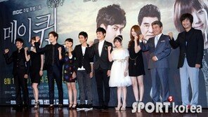 [포토] 메이퀸 ‘화이팅! 많이 응원해 주세요~’