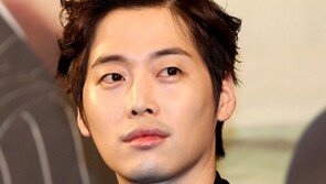 [포토] ‘메이퀸’ 김재원, ‘사람이야 조각이야?’