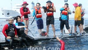 [SD포토] 김장훈, ‘오늘은 내가 수영코치!’