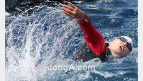 [SD포토] 송일국, ‘난 파도를 거스르는 자!’