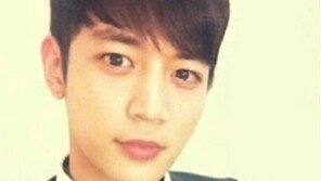 민호 교복 셀카, “설리가 설레일만 하네!”