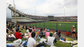 포항야구장 탁 트인 외야·넓은 라커룸…“대구시는 보고 있나?