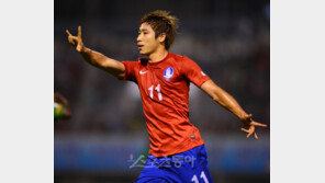 [포토] ‘잠비아전’ 이근호, 선제 헤딩골로 기선제압