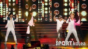 [포토] 울랄라세션, 흥겨운 퍼포먼스 ‘어깨가 절로’