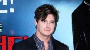 벤자민 워커 “다음에는 벤자민 프랭클린 연기해 보고 싶다”