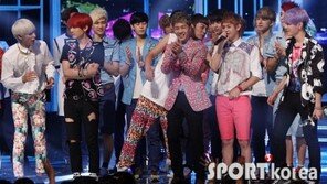 [포토] 비스트, 트리플크라운 달성 후 여섯가지 반응