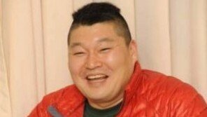 강호동, 1년여만에 복귀 “올해안에 방송출연” 