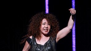 [포토] 이은하, 뮤지컬 나들이 ‘열정적인 무대’