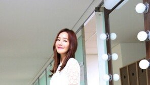 엄지원 근황 공개, 하의실종 원피스 ‘청순미 폭발’