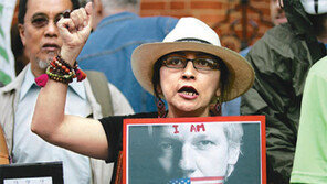 ‘어산지 망명’ 英-남미연합 갈등으로 번져