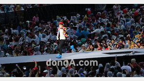 [SD포토] 샤이니 키, 무대를 달리다 ‘너무 업 됐나’