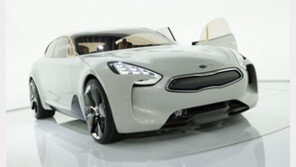 기아車 뜸들이더니…스포츠카 ‘GT’ 결국 생산