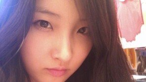 포미닛 남지현, 빛나는 조명 속 ‘청순 셀카’