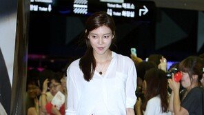 [포토] 차예련, 백옥 피부+모델 비율 ‘인형 포스’