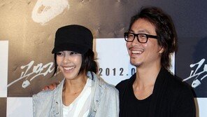 [포토] 이윤지-오정세, 다정한 남매 느낌