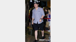 [포토] 이범수, 배우 포스 실종 ‘편한 게 최고’