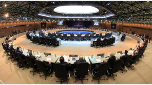 ‘직장인 회의 효율성’ 마라톤 회의는 오히려…