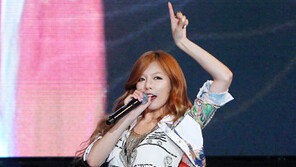 현아 “언닌 라틴스타일”