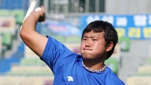 이지영 “첫 볼넷 출루…아무도 알아주지 않네요”