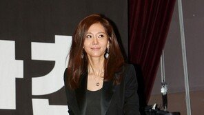 [포토] 염정아, 자신감 있는 ‘당당한 워킹~’