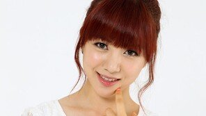 [SD포토] AOA(에이오에이) 민아, 상큼 볼터치 ‘귀요미 작렬’