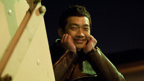 영화 ‘알투비’ 명장면 BEST 공개 ‘정지훈 애교’ 눈길