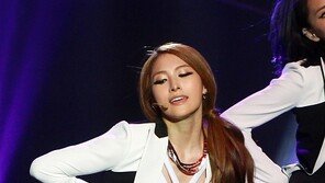 [포토] 카라 규리, 신이 내린 탄력 각선미