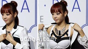 [SD포토] 카라 구하라, 거침없는 탈의 ‘깜짝’