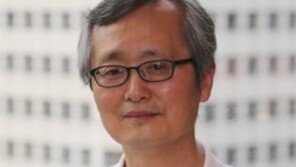 에밀 뒤르켕 ‘사회분업론’ 국내 첫 완역 민문홍 서강대 대우교수