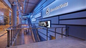 충격! 벤츠, 인종차별 고소당해…