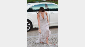 [포토] ‘발 삐끗’ 양미라, 대형 노출 사고날 뻔