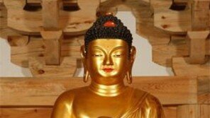 해인사 ‘쌍둥이 불상’ 보물 된다… 현존 最古 목조 불상