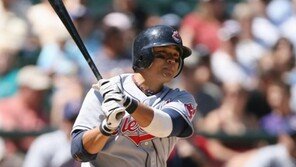 추신수, 20-20 향해 거침없이 슬라이딩