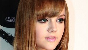 [포토] ‘인형女’ 다코타 로즈, 초절정 미모 ‘사람맞아?’ 경악 