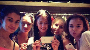 카나예바 등 러시아 체조 미녀들, 지중해에서 휴가 ‘비키니 입고…’