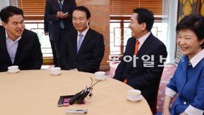박근혜-非朴4인 회동 “정권 재창출 협력”