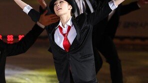 [SD포토] 김연아, 보이쉬한 매력에 환상 연기 ‘반하겠어~’