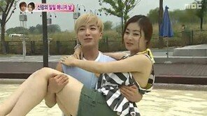 ‘우결’ 이특-강소라, 수영장서 거침없는 스킨십 