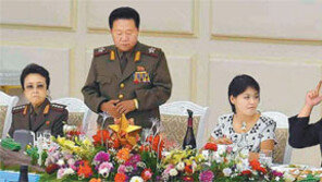 김정은 “전면적 반격전 명령 전군에 하달” 대남위협