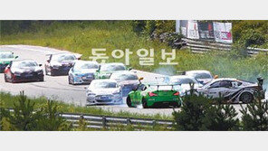 [코리아스피드페스티벌 4R]폭풍 질주… 짧아진 코스-변수 많아 이변 속출