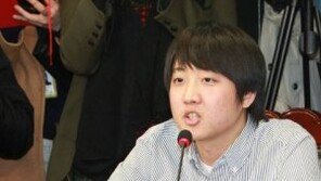 “경찰, 안철수 룸살롱 출입 뒷조사”, “황당 주장… 정보활동 대상 아니다”