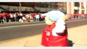 [영상] 생후 22개월의 권력, “누구 아이길래?” 궁금증 증폭