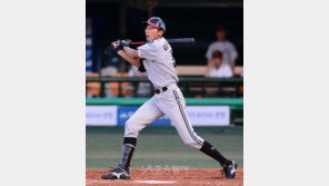 [베이스볼피플] “군대축구도 내 야구 열정 못 막아!”